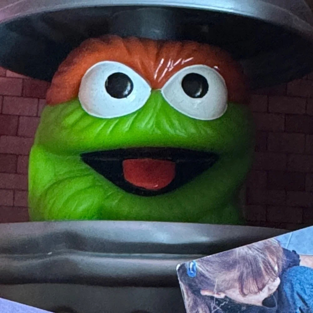 Sesame Street Oscar the Grouch my  first charades vintage 1999